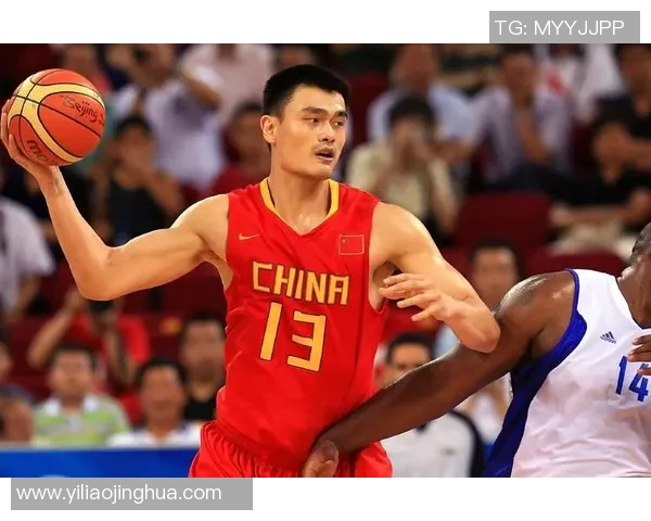 姚明童年伙伴的成长故事与篮球梦想的追逐之路